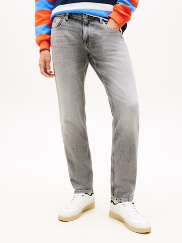 Tommy Jeans tavaline Teksapüksid 'SCANTON', värv hall: eest vaates