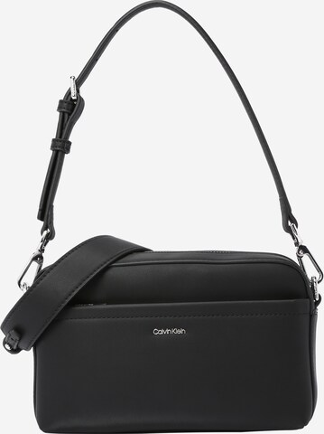 Calvin Klein - Mala de ombro 'MUST' em preto: frente