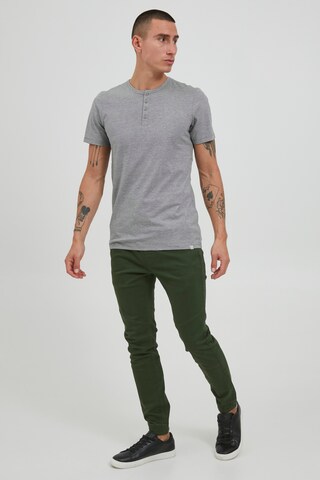 T-Shirt 'Bleon' 11 Project en gris