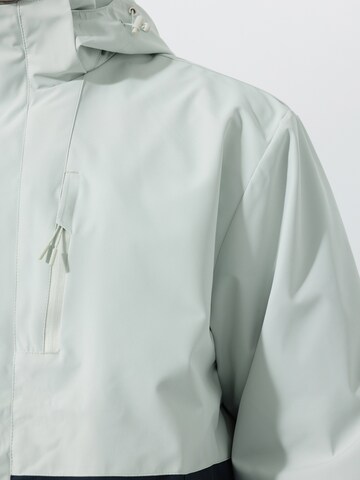 YOUTHUP Performance Jacket in Blue