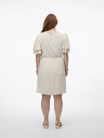 Vero Moda Curve Blusekjole 'SINA' i hvid