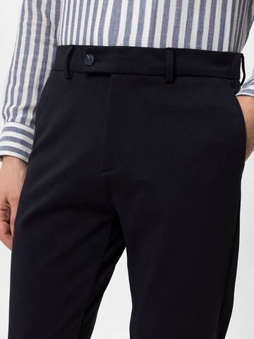 Slimfit Pantaloni chino 'Castries' di Antioch in blu