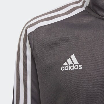 ADIDAS PERFORMANCE Sportsweatshirt 'Tiro' in Grau