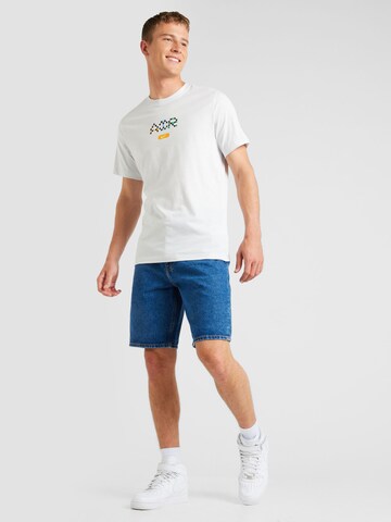 T-Shirt Nike Sportswear en blanc