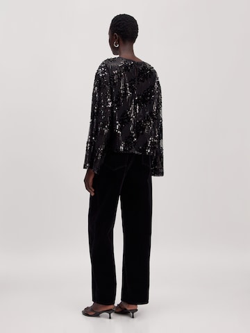 juoda EDITED Marškinėliai 'Xavia'