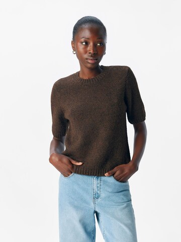OBJECT Pullover in Braun: Vorderseite