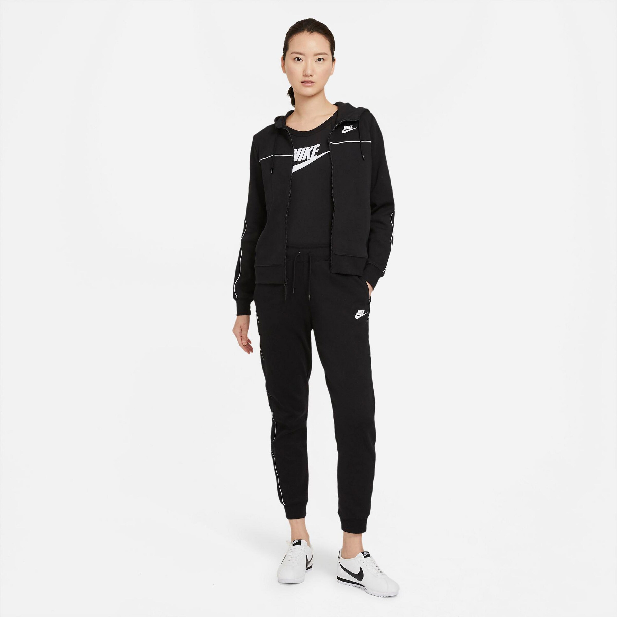 Frauen Sweat Nike Sportswear Sweatjacke in Schwarz - PT50314