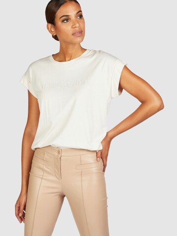 MARC AUREL Shirt in White: front