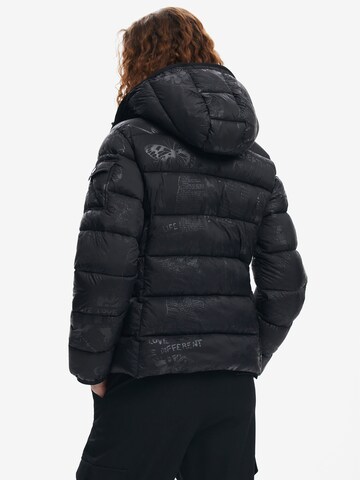 Veste d’hiver Desigual en noir