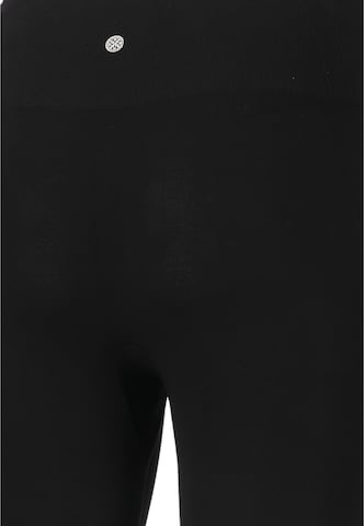 Athlecia Slim fit Leggings in Black