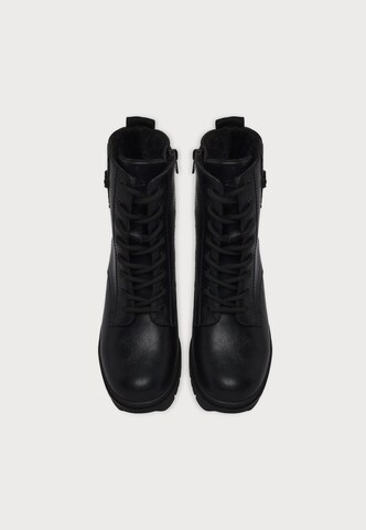 Bottines à lacets s.Oliver en noir
