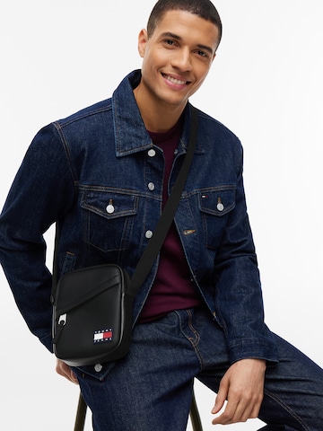 Borsa a tracolla di Tommy Jeans in nero