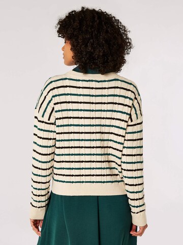 Apricot Pullover in Beige