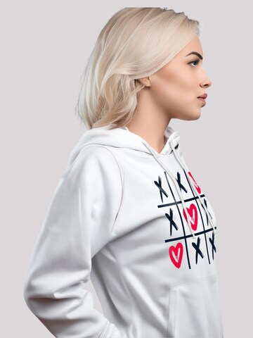 Sweat-shirt 'Valentinstag Herz Tic Tac Toe' F4NT4STIC en blanc