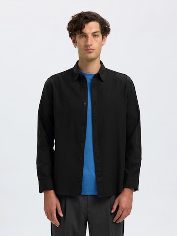 SELECTED Regular fit Риза 'SLHNOAH' в черно: отпред