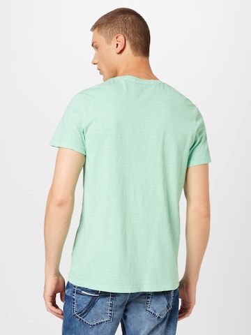 CAMP DAVID قميص بلون أخضر