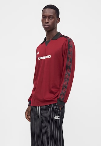 UMBRO Функционална тениска в червено