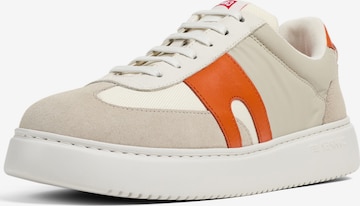 Sneaker bassa 'Runner K21' di CAMPER in bianco: frontale