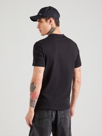 GUESS T-shirt i svart
