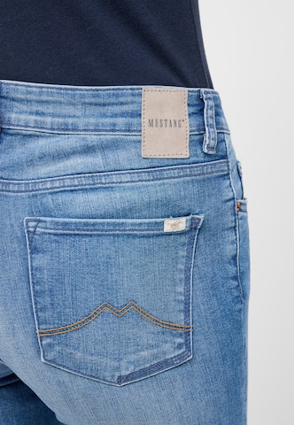 MUSTANG Slimfit Jeans 'Crosby' in Blau