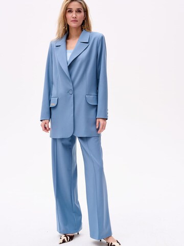 Blue Shadow Regular Pants in Blue