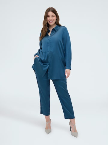 Fiorella Rubino - regular Pantalón en azul