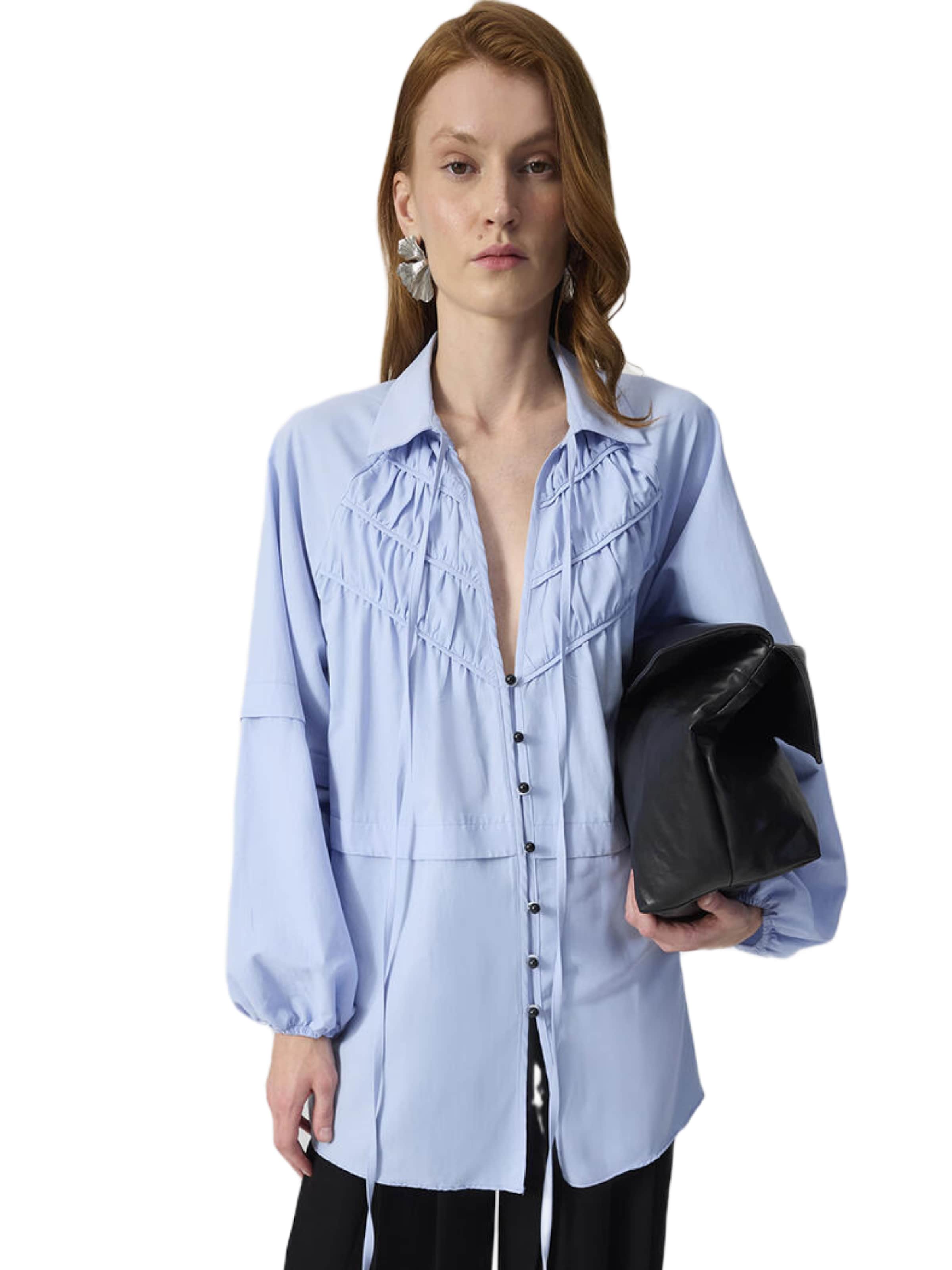Touche Prive Blouse in Blauw: voorkant