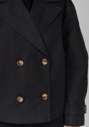 QS Between-season jacket in Black