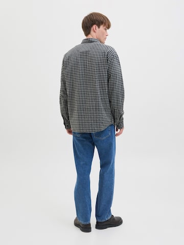 JJ Rebel Regular Fit Skjorte 'JREBINFINTE' i sort