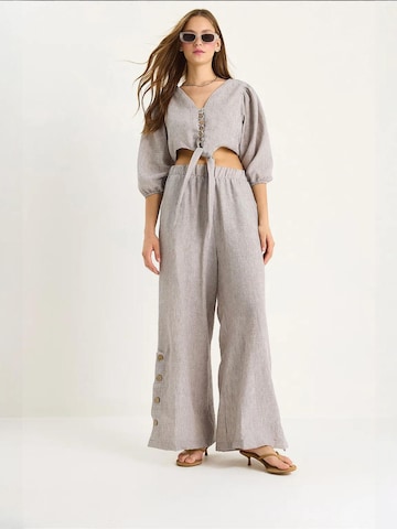 Bianco Lucci Pantsuit in Grey