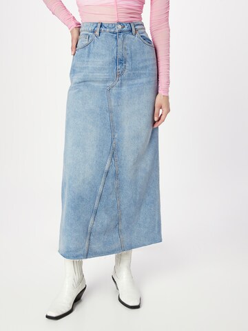 Monki Skirt in Blue: front