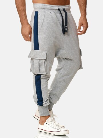 regular Pantaloni '19618' di Tazzio in grigio