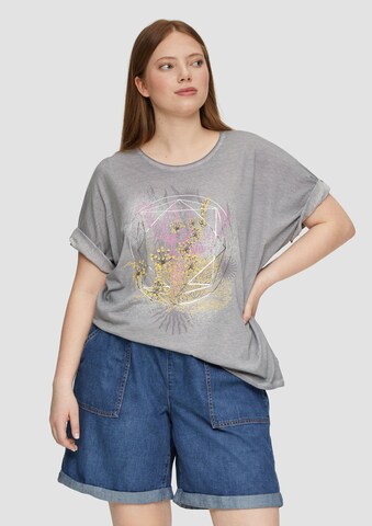QS Shirt in Grijs: voorkant