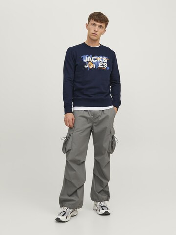 JACK & JONESSweater majica 'DUST' - plava boja