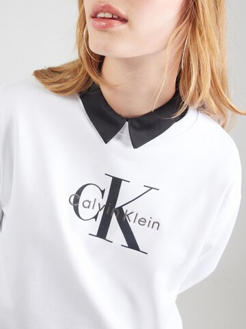 Calvin Klein Jeans Sweatshirt in Weiß