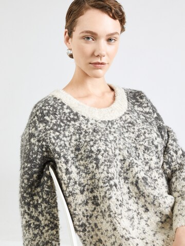 SOAKED IN LUXURY Sweater 'Venessa' in Beige