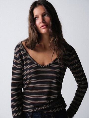 The Set Shirt in Brown
