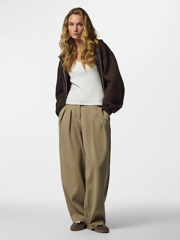PIECES Sweatjacke 'PCBucuba' in Braun