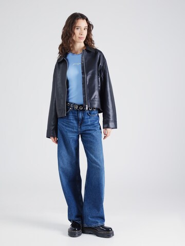 Maglietta di GUESS JEANS in blu