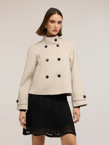 Cappotto invernale di MOTIVI in bianco: frontale