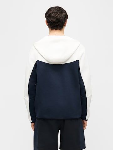 Nike Sportswear Tréning dzseki 'Tech Fleece' - fehér