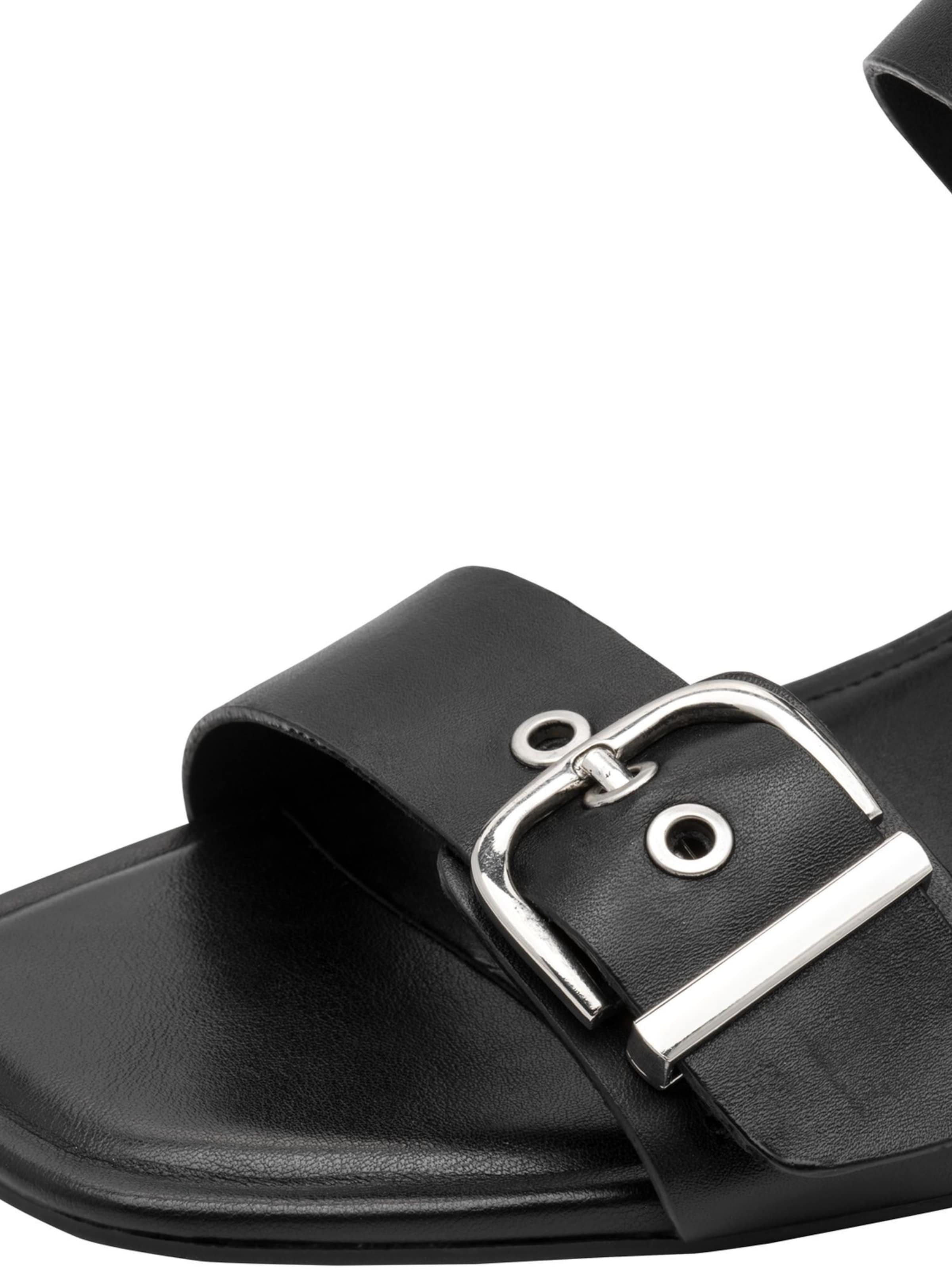 Sandales Tamaris en noir