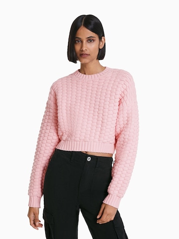 Bershka Sweater in Pink: front