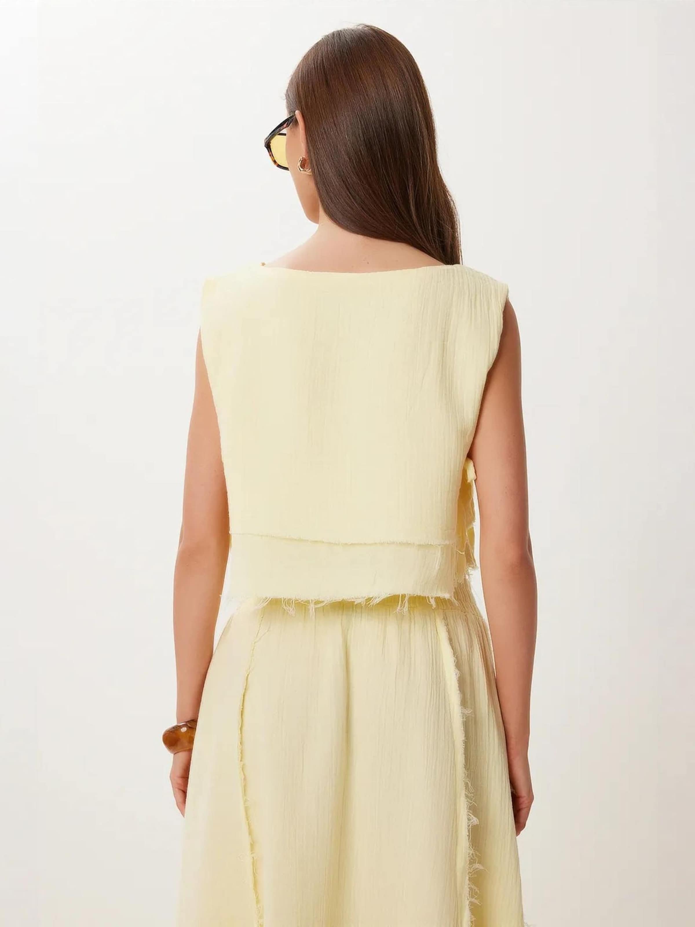 Completo pantalone di Happiness İstanbul in giallo