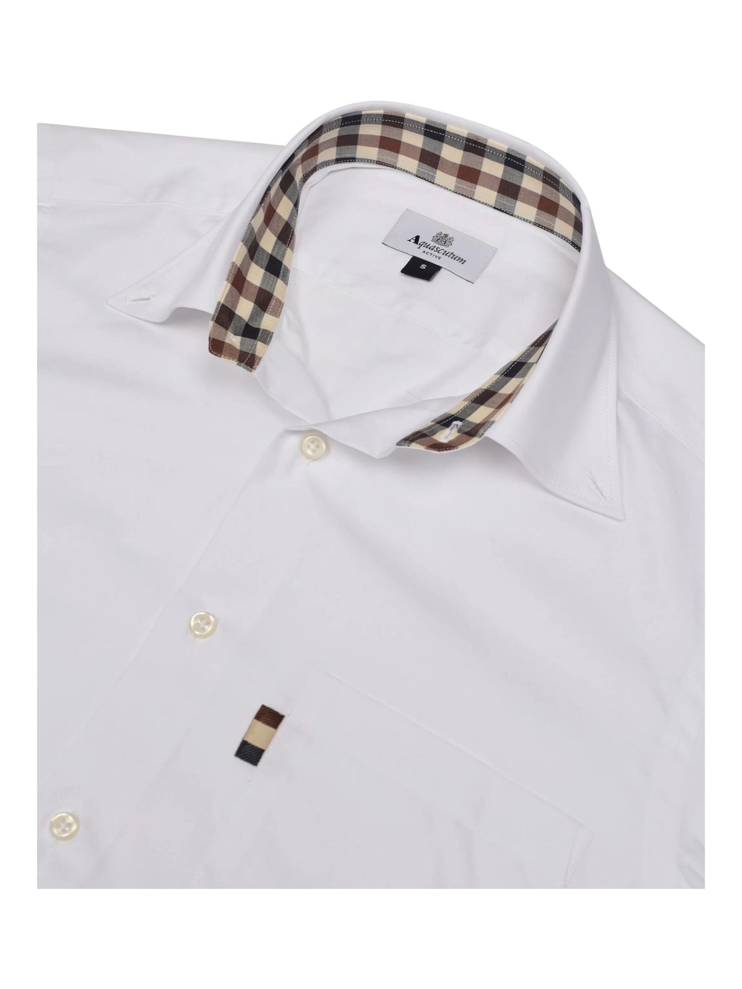 T-Shirt Aquascutum en blanc