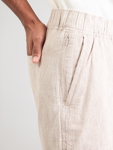 Abercrombie & Fitch Normalny krój Spodnie w kolorze brązowy