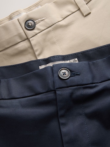 regular Pantaloni di Next in beige