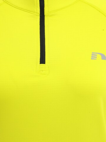 Newline - Camisa funcionais em amarelo