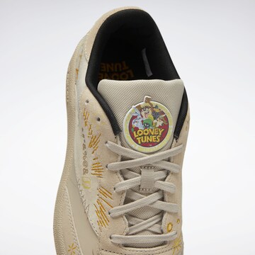 Sneaker low 'Club C 85' de la Reebok pe bej