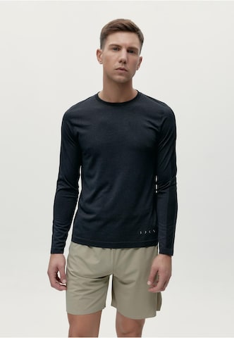 T-Shirt 'Kilux' Born Living Yoga en gris : devant